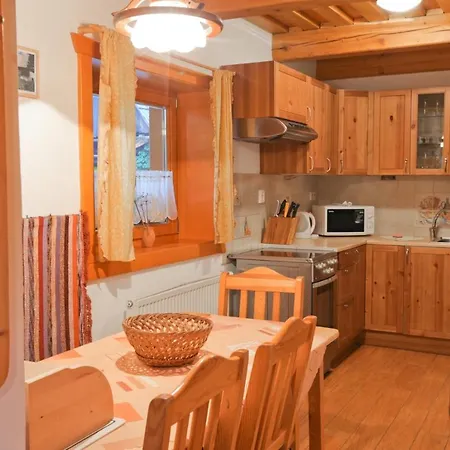 Drevenica Pod Lanom Holiday home *